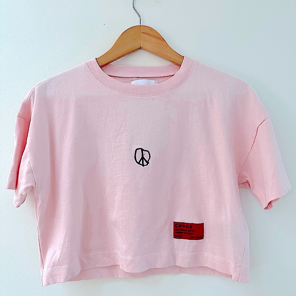 CHNGE pink crop top tshirt peace S